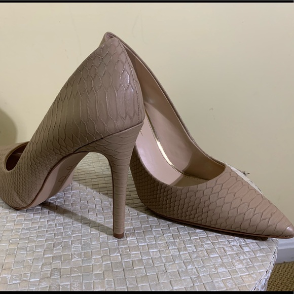 Jessica Simpson women heels - Picture 5 of 10